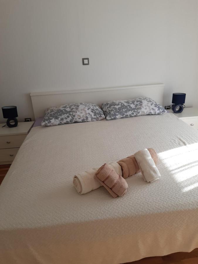 Apartmani Frano Vodice Buitenkant foto